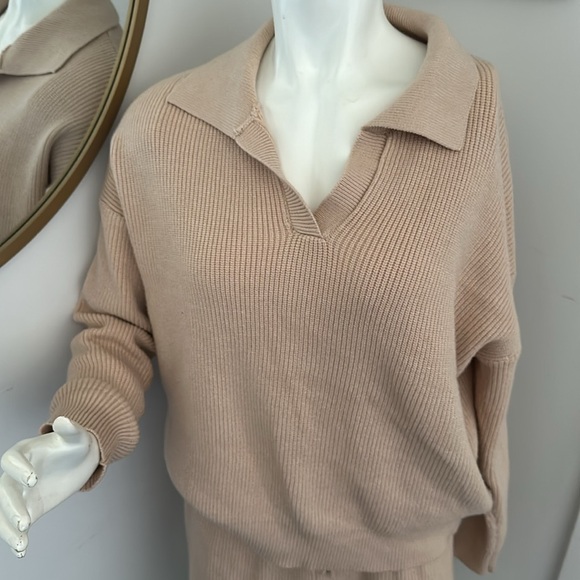 Women’s Comfy Set - Picture 2 of 3